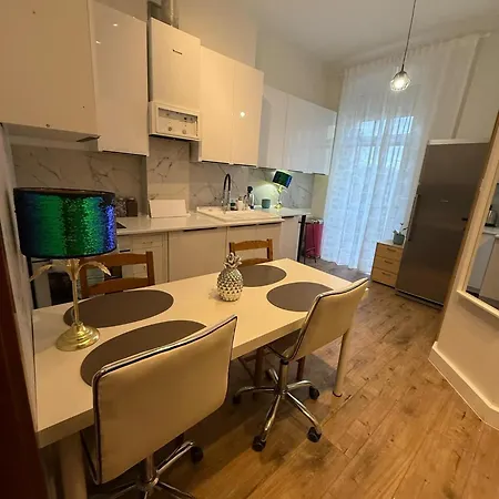 Centrum Pomorska 100m Апартаменты